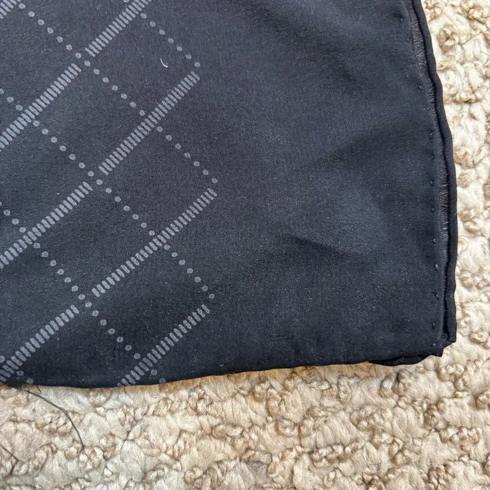 Ladies 100%‎ Silk Black and Grey Scarf